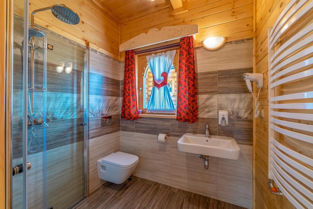 Domek W Bialce Z Jacuzzi W Ogrodzie Bialka Tatrzanska Exterior photo